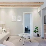 Lejlighed Elegant Private In The Heart Of Am *