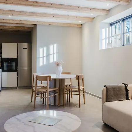 Elegant Private In The Heart Of Am شقة *