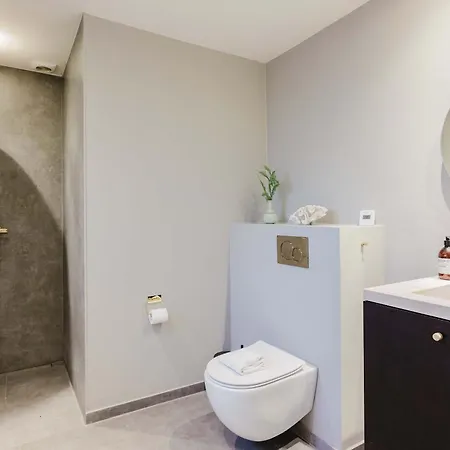 Elegant Private In The Heart Of Am شقة *