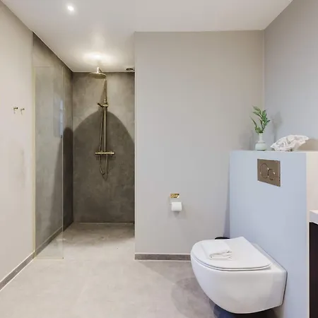 Elegant Private In The Heart Of Am كوبنهاجن