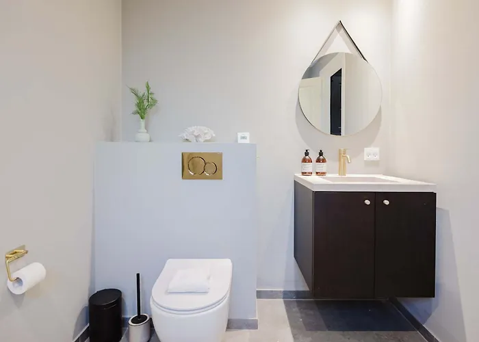 Elegant Private In The Heart Of Am *