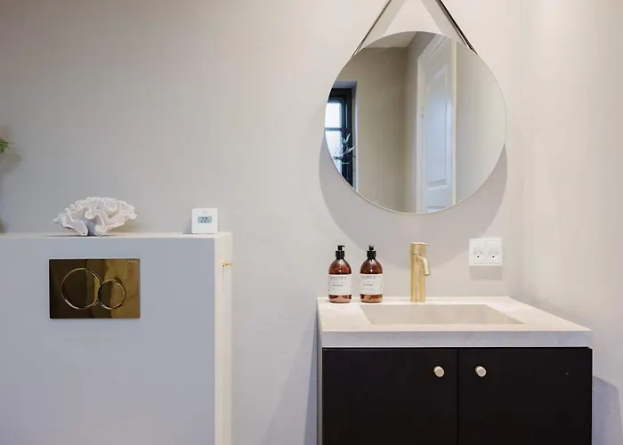 Elegant Private In The Heart Of Am *